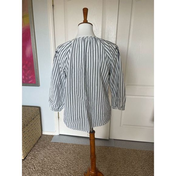 Esprit Embroidered Peasant Top - Picture 2 of 4